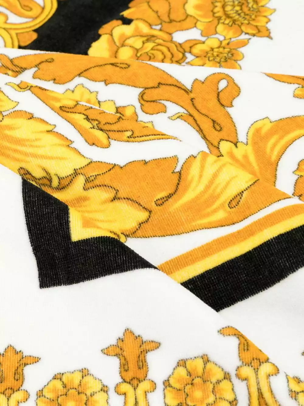 Versace Crete de Fleur beach towel 5 Versace Crete de Fleur beach towel