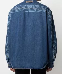 Versace Greca logo lettering denim jacket 10 Versace Greca logo-lettering denim jacket