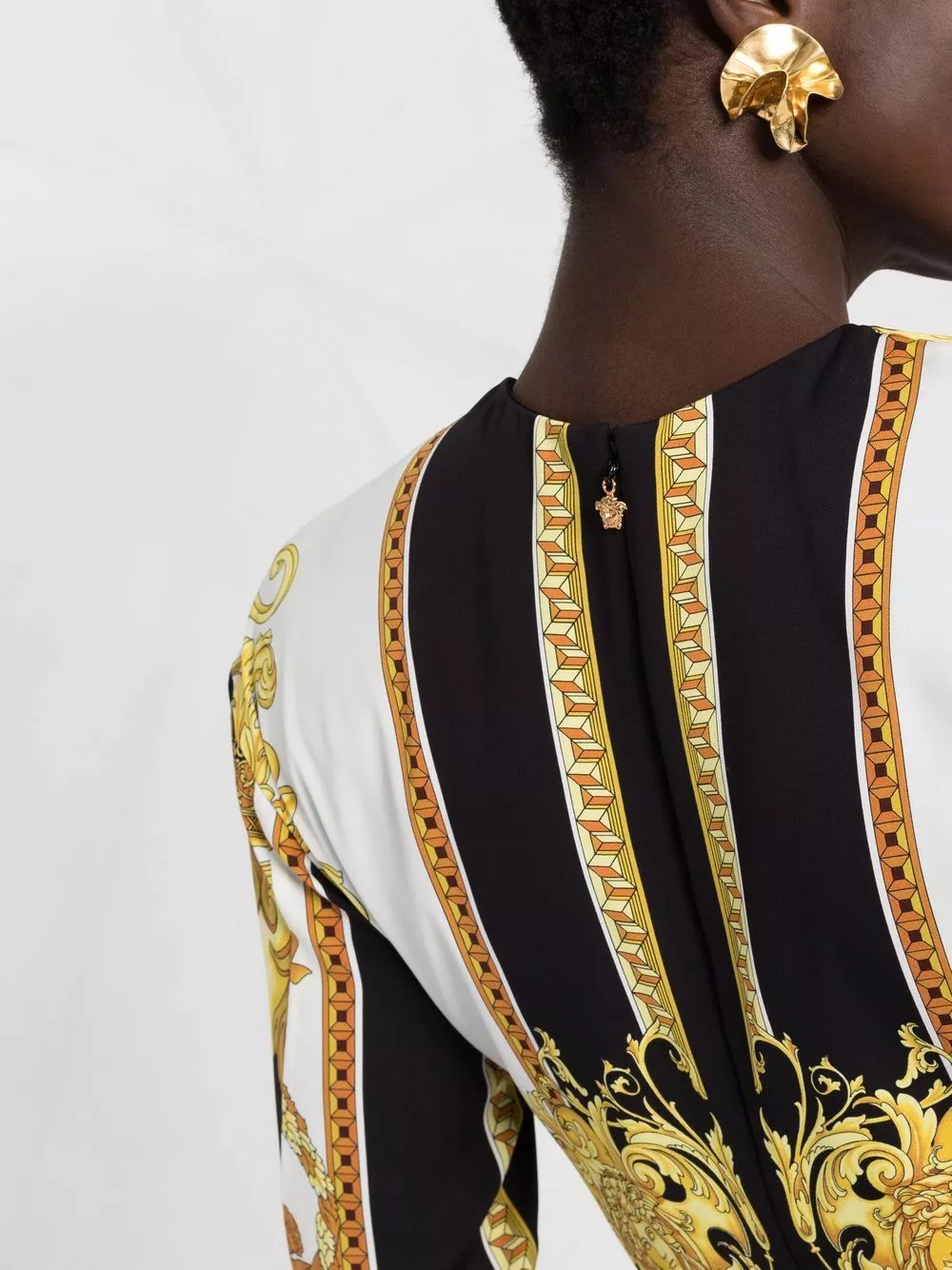 Versace Barocco print mid length dress 5 Versace Barocco-print mid-length dress