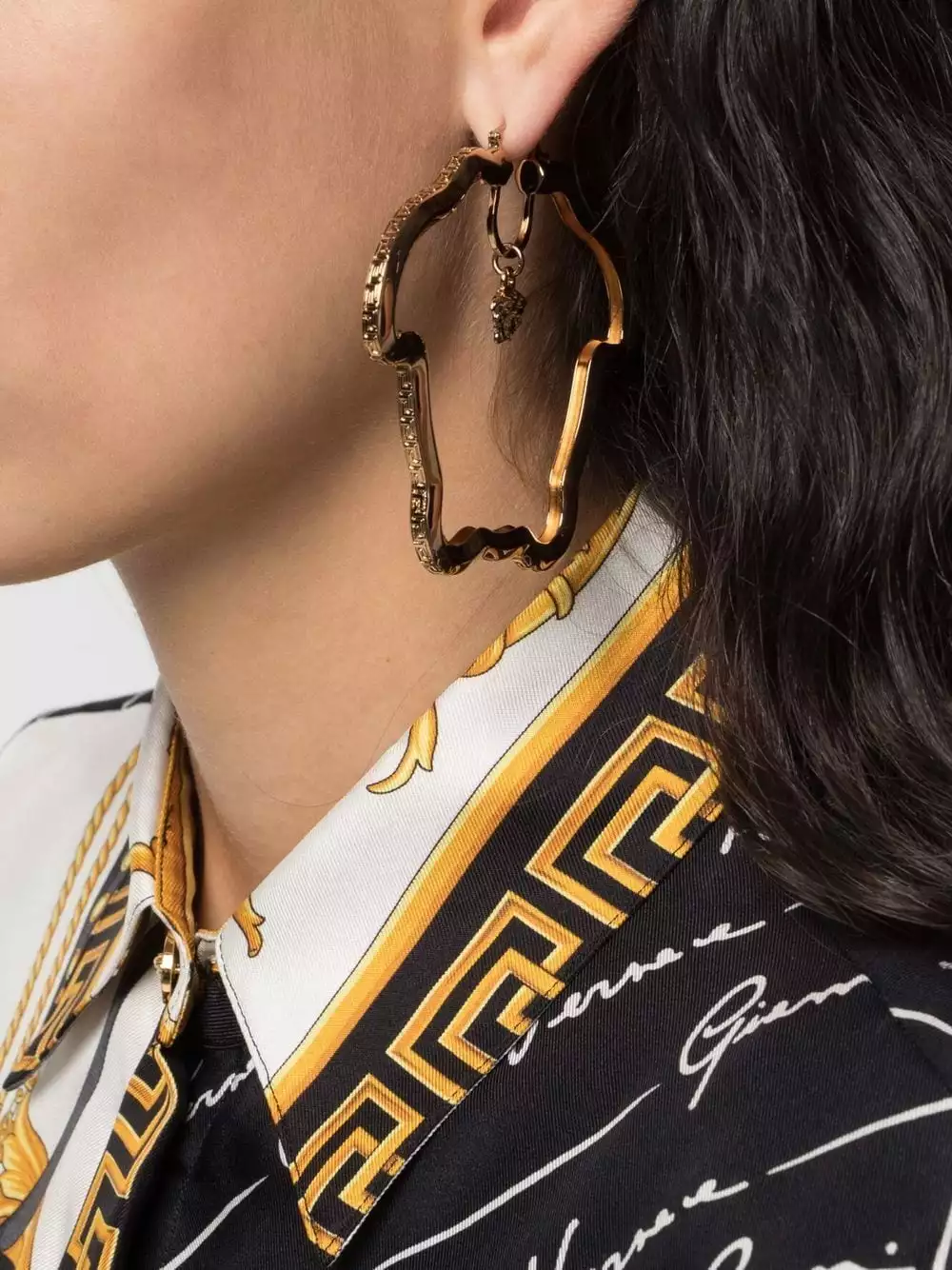 Versace Medusa Curve hoop earrings 4 Versace Medusa Curve hoop earrings