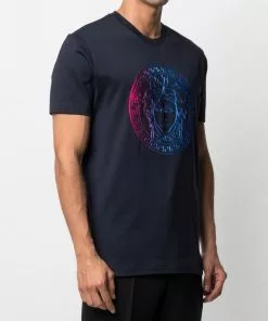 Versace Medusa embroidered T shirt 9 Versace Medusa-embroidered T-shirt