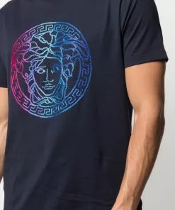 Versace Medusa embroidered T shirt 11 Versace Medusa-embroidered T-shirt
