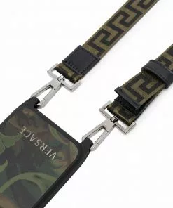 Versace Greca detail iPhone 12 case 7 Versace Greca-detail iPhone 12 case