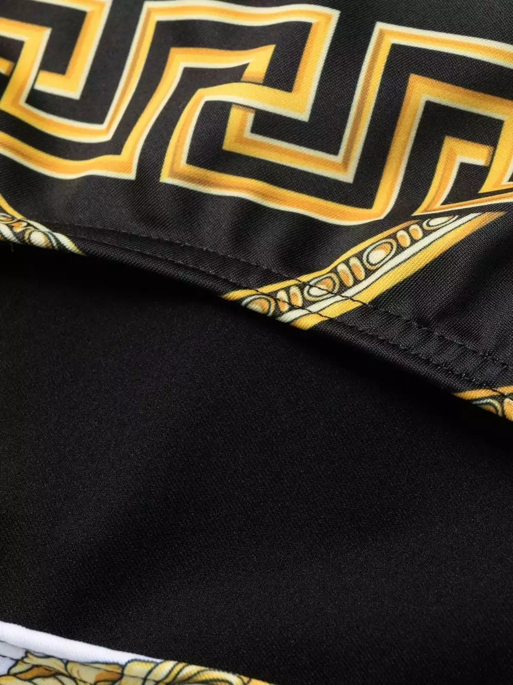 Versace Greca logo print swim trunks 5 Versace Greca logo-print swim trunks