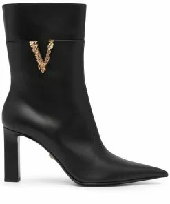 Versace logo-plaque pointed-toe boots