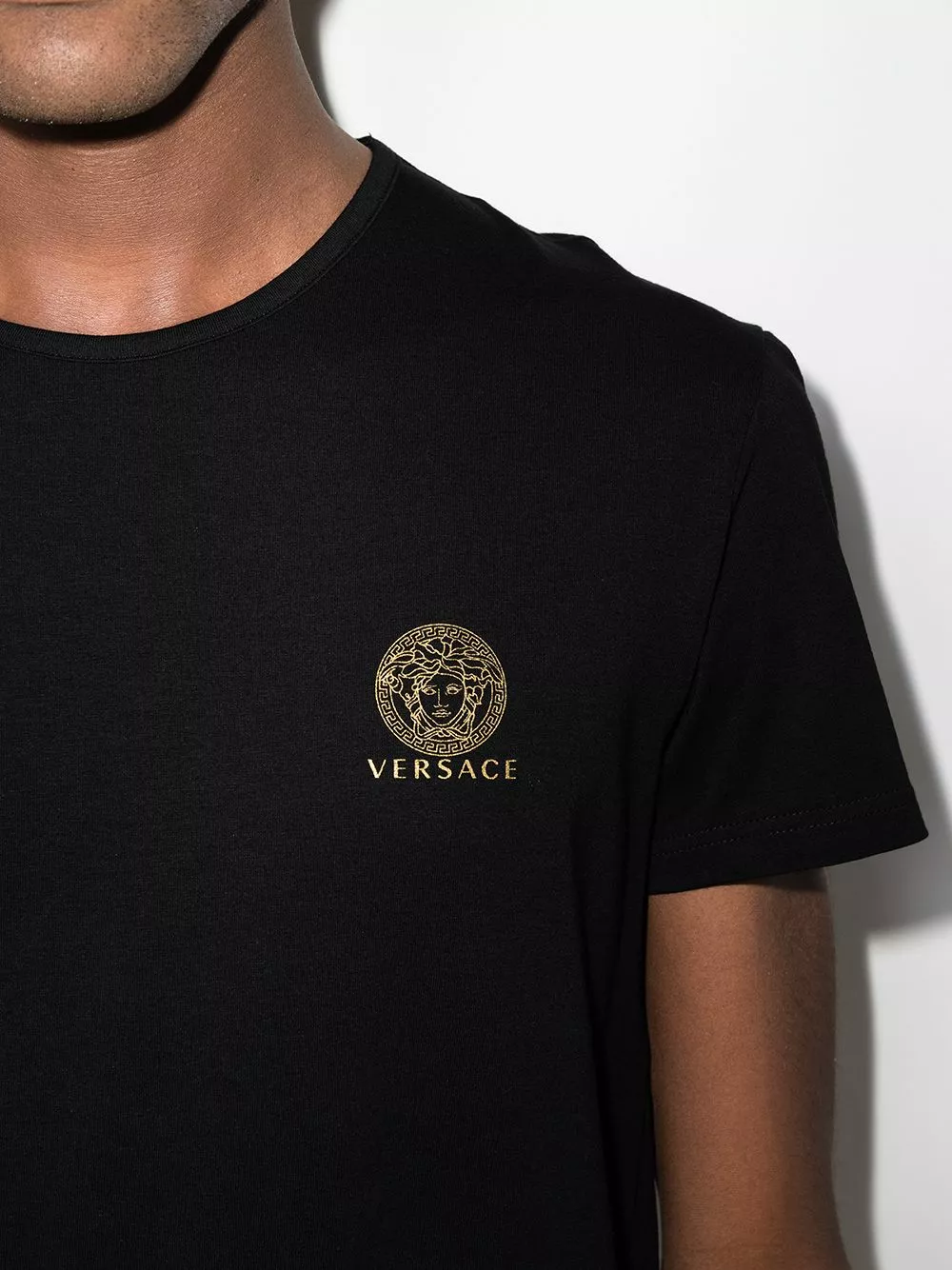 Versace Two pack Medusa print T shirts 7 Versace two-pack Medusa-print T-shirts